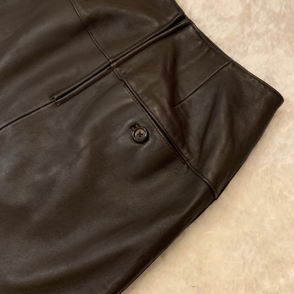 Vintage brown Lord and Taylor leather skirt 🍫 - Picture 4 of 4